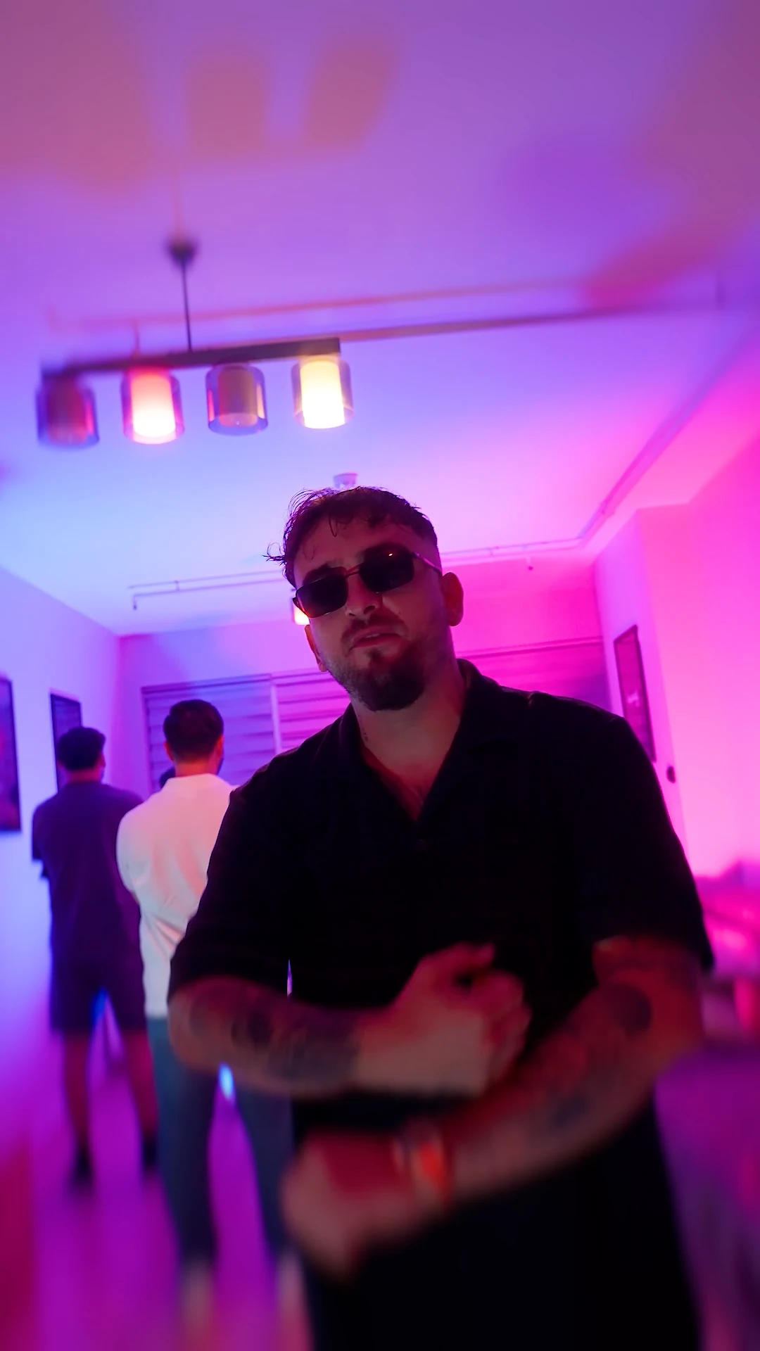 Ortaq Music video kapağı